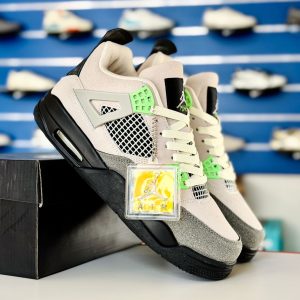 Nike Air Jordan 4 Retro SE "Neon 95" (42-44)