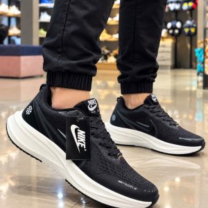 Running shoe