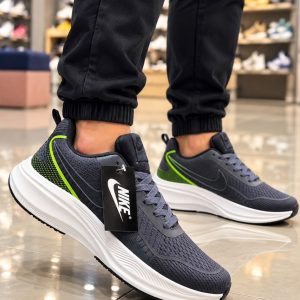 Running shoe